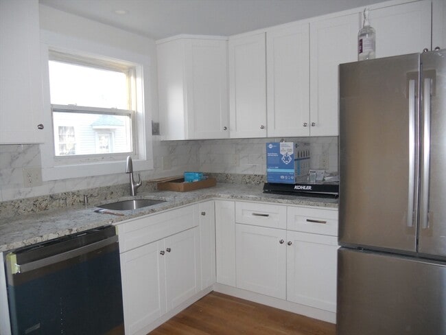 Photo - 19 Brackett Rd