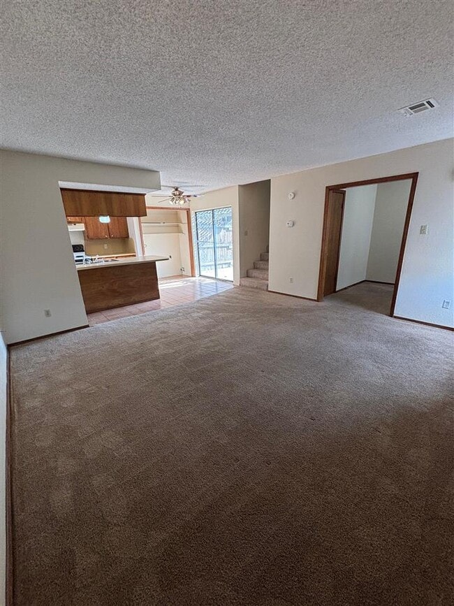 Photo - 901 NE Tortoise Dr