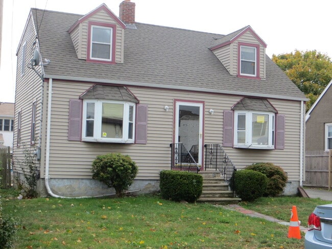 Building Photo - 141 Derby Rd Rental