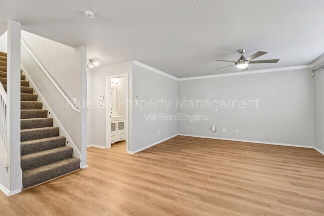 Photo - 9639 Shetland Park