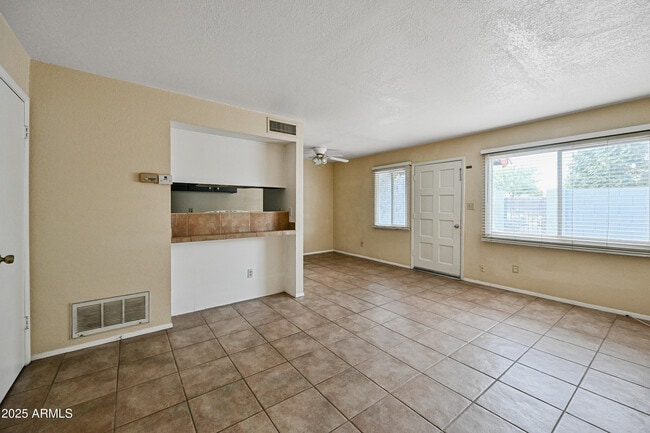 Photo - 5406 W Sheena Dr