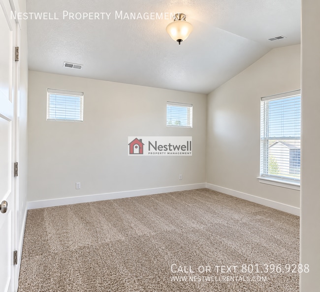 1816 W Eaglewood Dr Unit P303
