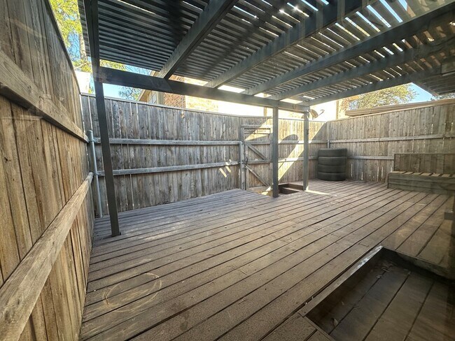 Photo - 1475 Brittany Ln