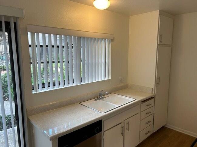 Photo - GREAT 1BD 1BA CONDO FOR LEASE! Unit 237