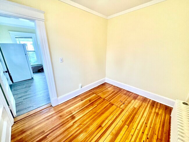 Photo - 22 Upson Ave Apartment