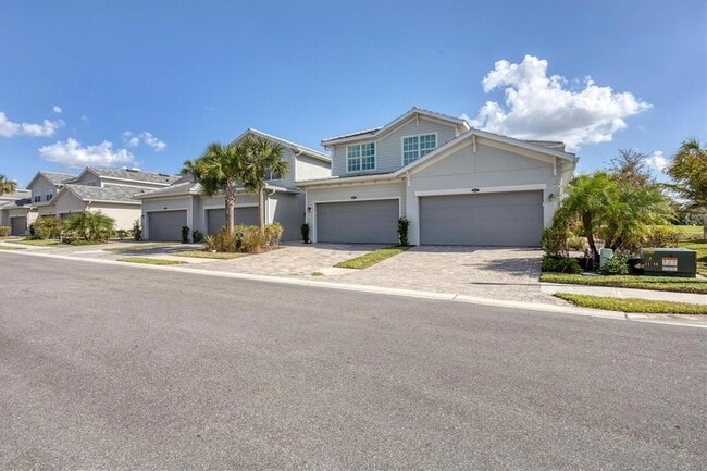 Photo - 14640 Sycamore Ct Townhome
