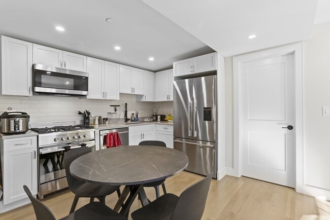 Photo - 12 Reedsdale St Condominio Unidad 1