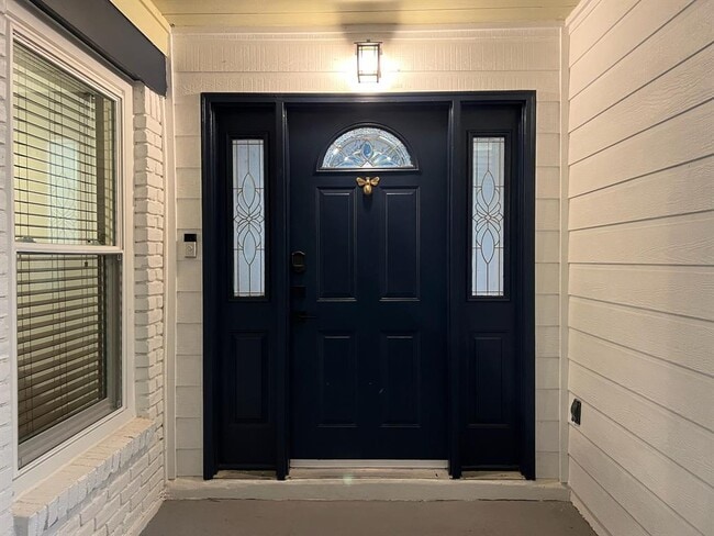 Photo - 1318 Broadmoor Dr