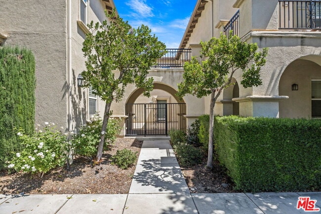 Building Photo - 15769 Agave Ave Rental