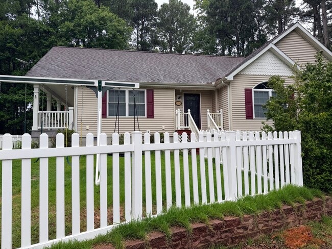 Photo - 32300 Azalea Ln