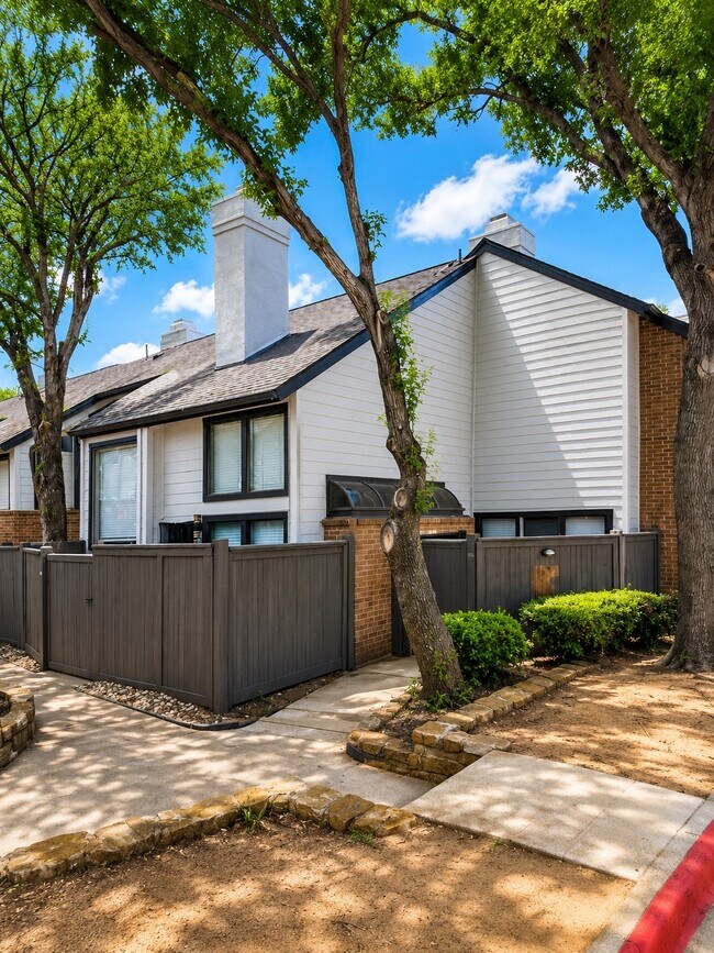 Woodbridge Townhomes