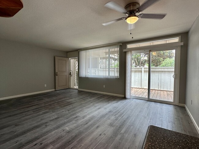 Photo - Beautiful 3 Bedroom 2 Bath Condo in Point Loma w/Three Private Patios Unit 2
