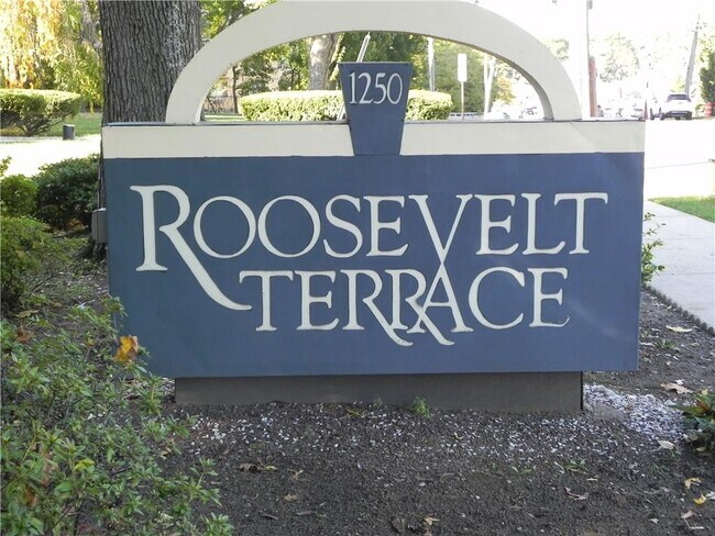 Photo - 1250 North Ave Condo Unit 110