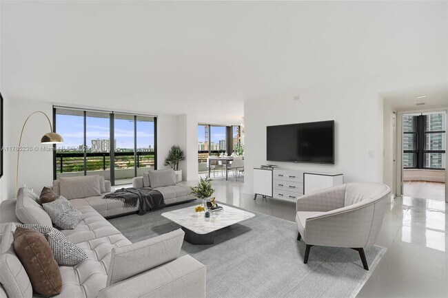 Building Photo - 3500 Mystic Pointe Dr Unit 1205 Rental