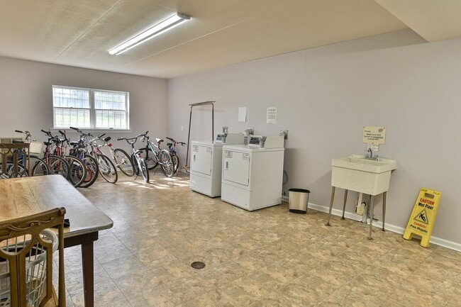 Photo - 2109 Cedar Run Dr Unit 2109 Cedar Run Dr  #301