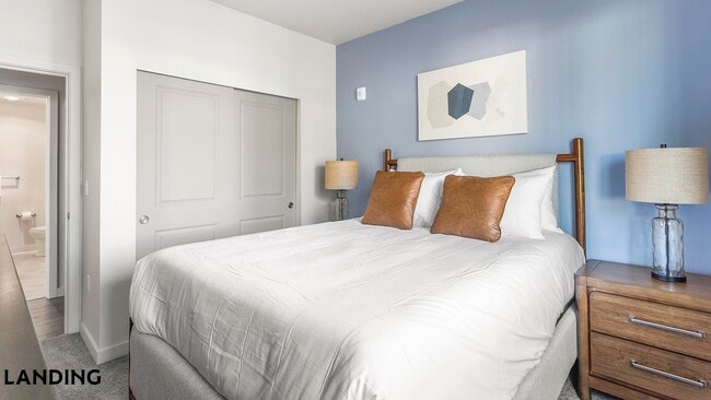 Photo - 17500 25th Ave NE Unit LL201