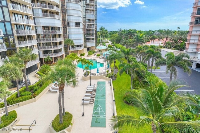 Building Photo - 520 S Collier Blvd Unit 1104