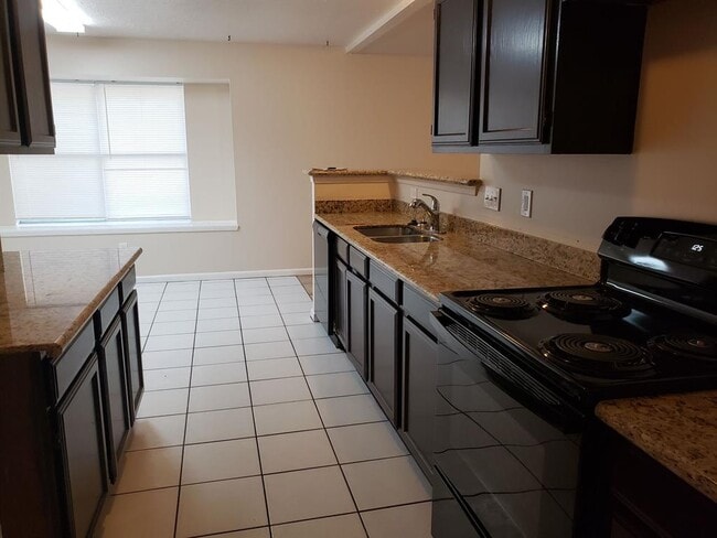 Photo - 1326 Blue Diamond Dr