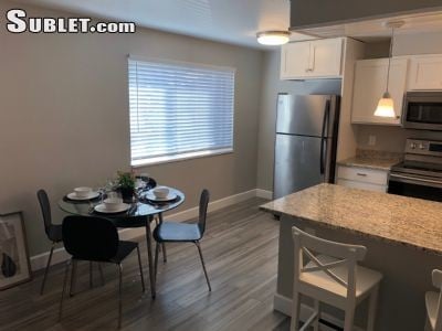 Kitchen and dining - 1260 York St Unit 406