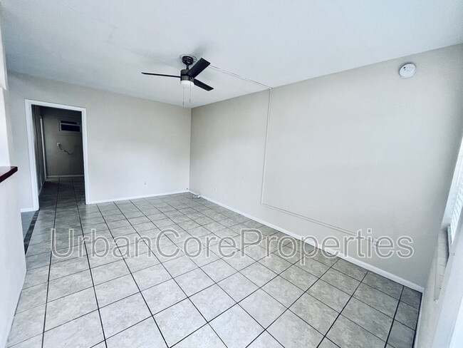 Photo - 115 7th Ave N Unidad #8