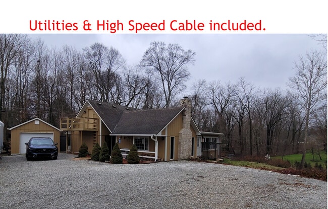 Photo - 17 Woodland Dr Unit Upstair Rental