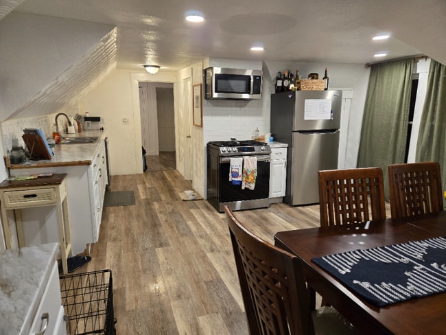 Photo - 115 Buttrick Ave Apartment Unit 115 Buttrick Ave  2