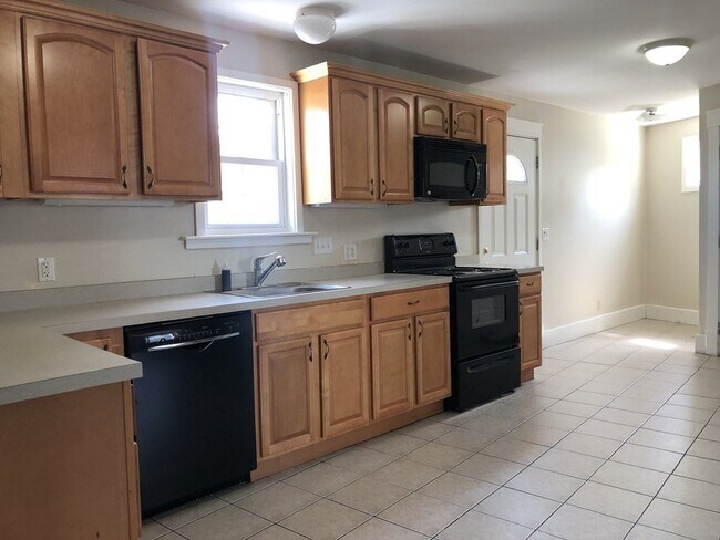 Photo - 39 Magazine St