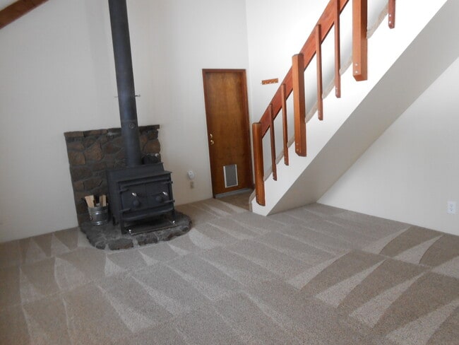 Photo - 17297 Golden Eye Dr