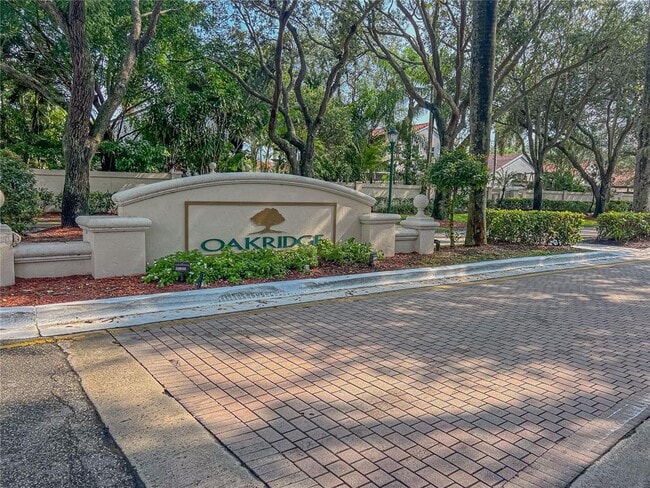 Photo - 5371 SW 32nd Ter