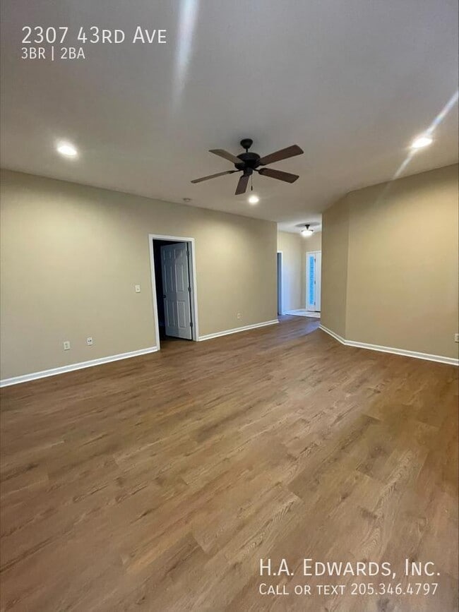 2307 43rd Ave
