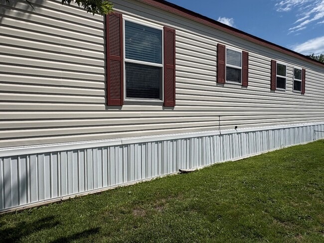 Photo - 2061 Windover Dr