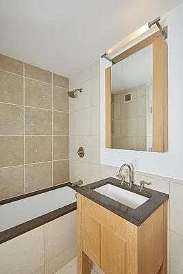350 W 42nd St Unit 23-SS