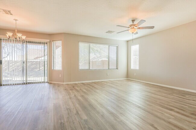 Photo - 3790 W South Butte Rd