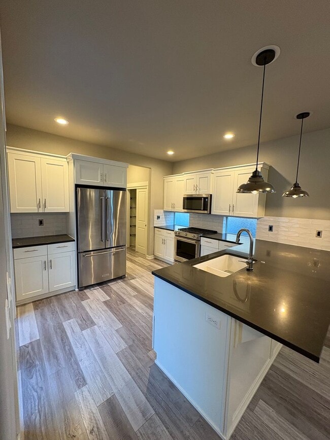 Photo - Newer 3 Bedroom / 2.5 Bathroom + Loft in the Ochoco Pointe Community