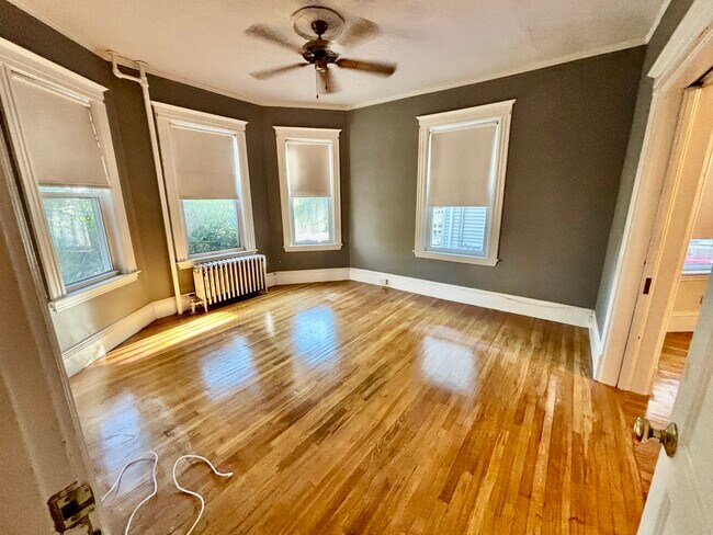 Photo - 8 Usher Rd Unit 1