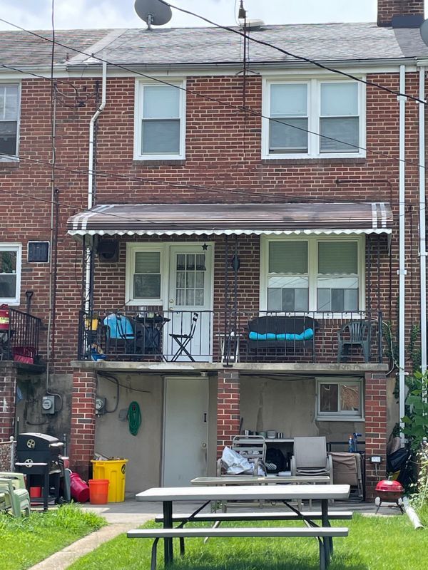 908 Evesham Ave