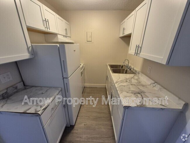 Building Photo - 1315 F St Rental