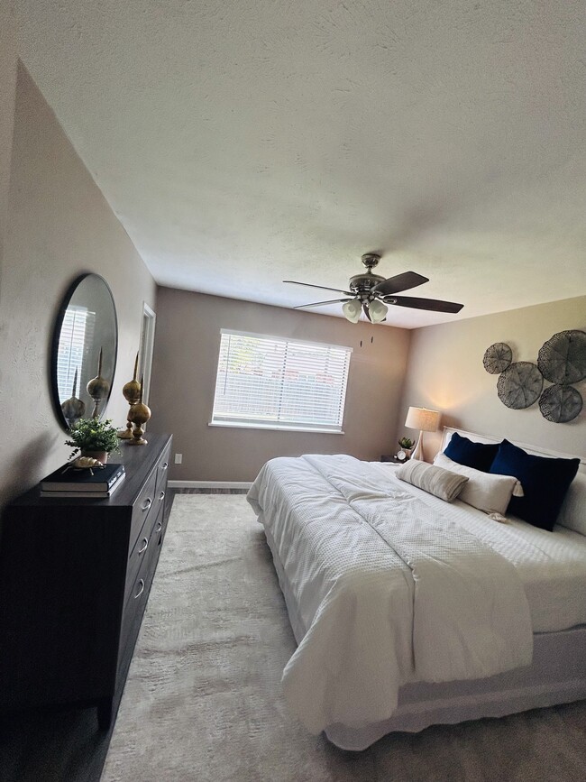 Photo - 511 Hanover Dr