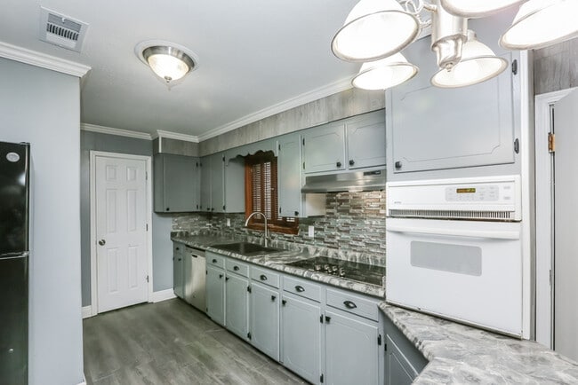 Photo - 226 Greer Dr