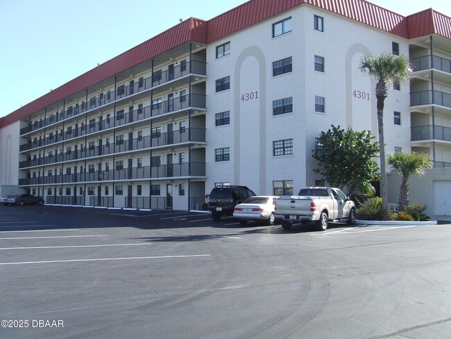 Building Photo - 4301 S Atlantic Ave Unit 113 Rental