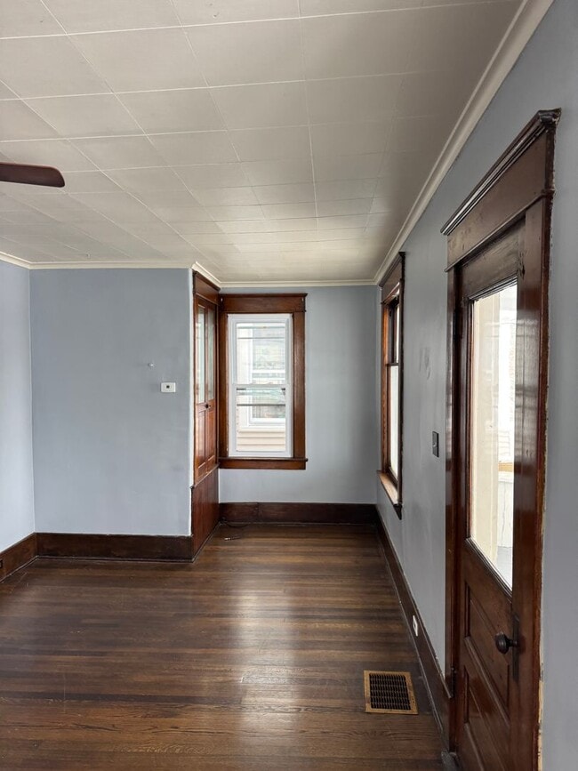 Photo - 1245 W 9th St Unit 1245 W 9th St - 2nd Fl