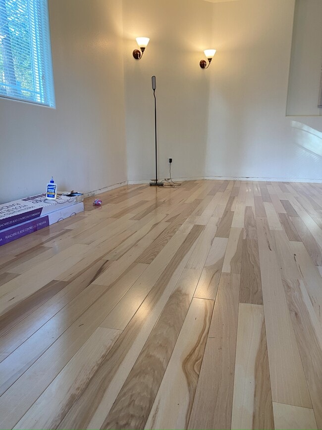 Photo - 11425 Juanita Dr NE