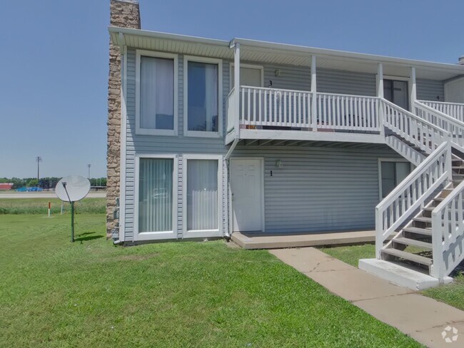 Building Photo - 3950 N Garland Cir Rental