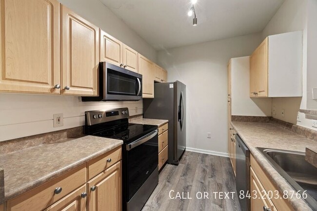 Photo - 1300 Park W Blvd