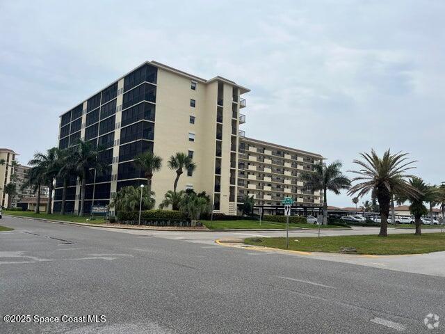 Building Photo - 500 Palm Springs Blvd Unit 707 Rental