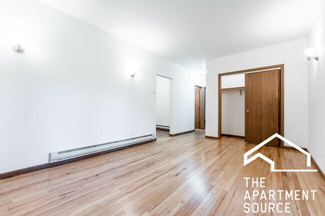 Photo - 629 W Melrose St Unit 1H