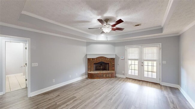 Photo - 275 Allen Dr