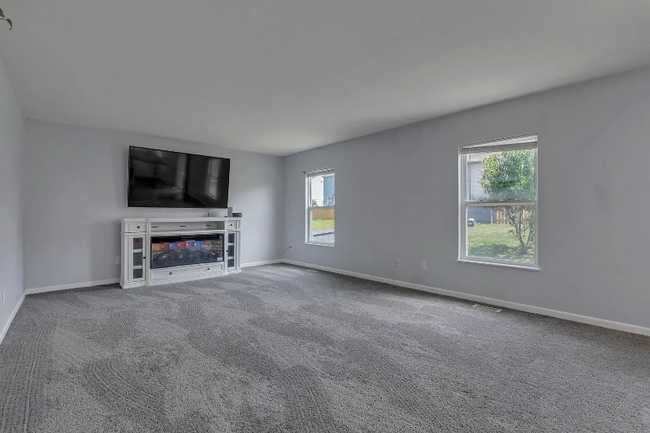 Photo - 962 Preble Dr