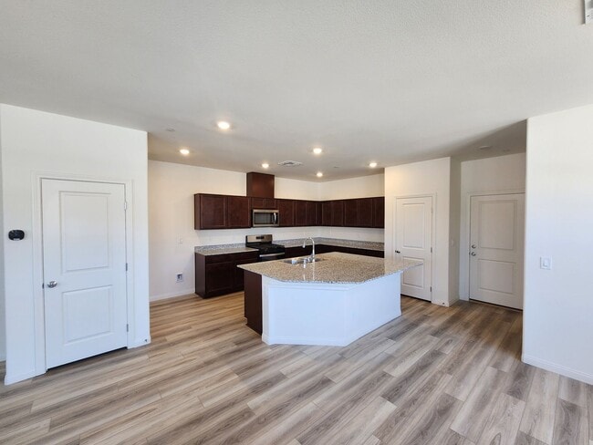 Photo - Gorgeous 3bed/2.5bath/2Car home located in Insirada