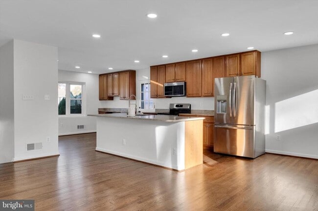 Photo - 4224 Kinmount Rd